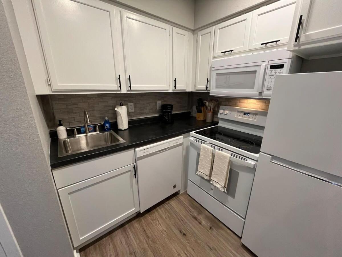 Aksarben 1 Bedroom-Close To I-80 Omaha Zewnętrze zdjęcie